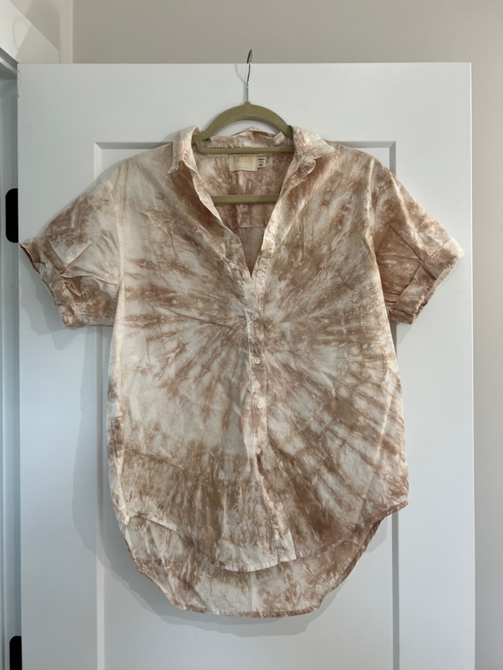 Nation Tie-Dye Short Sleeve Button-Up Shirt in Beige